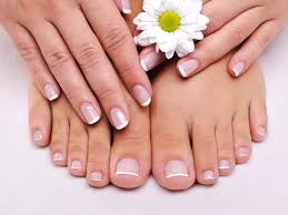 Manicure dan Pedicure-2024